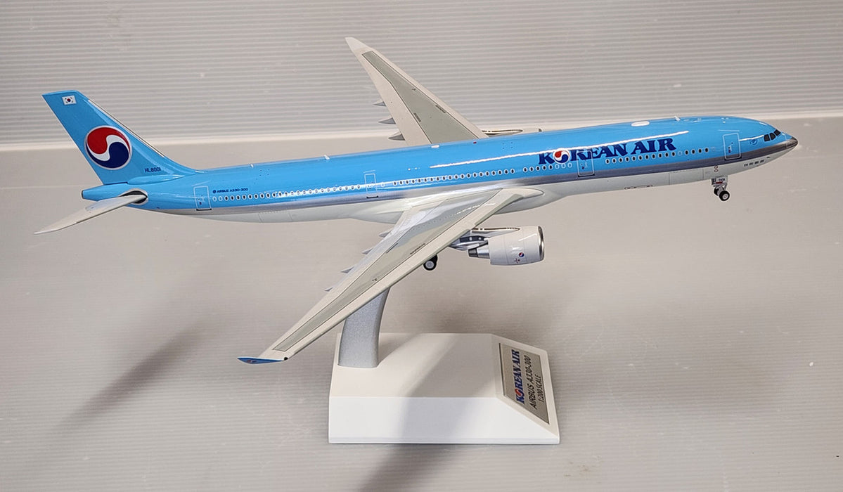 JF-A330-3-008 | JFox Models 1:200 | Airbus A330-300 Korean HL8001 (with stand)