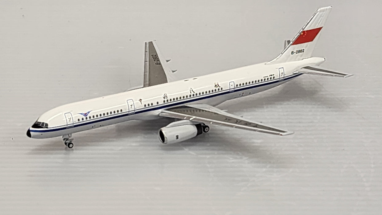 AC419578 | Aero Classics 1:400 | Boeing 757-200 C A A C B-2802