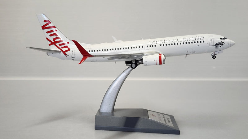 JF-737-8-033 | JFox Models 1:200 | Boeing 737-8FE Virgin Australia VH-YIR (with stand)
