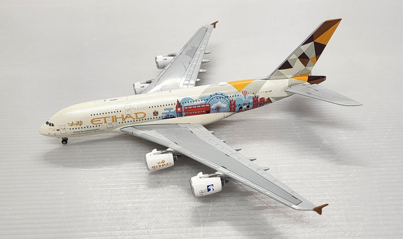 XX4277 | JC Wings 1:400 | Airbus A380 Etihad A6-APE, 'Choose the UK'