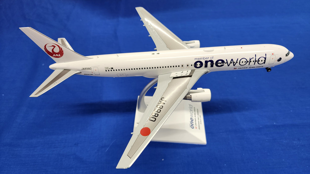 EW2763003 | JC Wings 1:200 |  Boeing 767-300 Japan Airlines OneWorld Livery Reg: JA8980