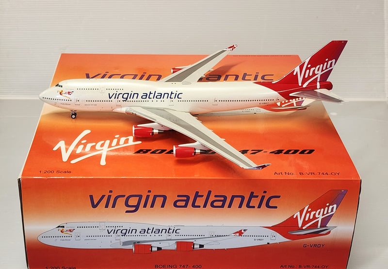 B-VR-744-OY | Bluebox 1:200 | Boeing 747-400 Virgin Atlantic G-VROY (with stand)
