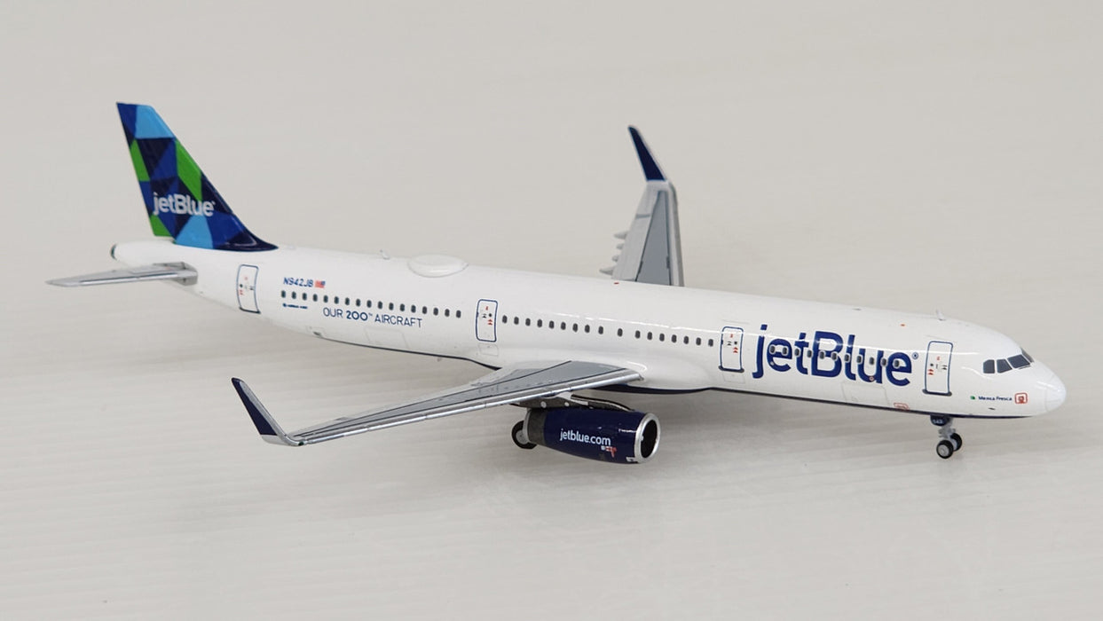 NG13055 | NG Models 1:400 | Airbus A321-200/w JetBlue Airways N942JB(Prism tail with OUR 200TH AIRCRAFT)