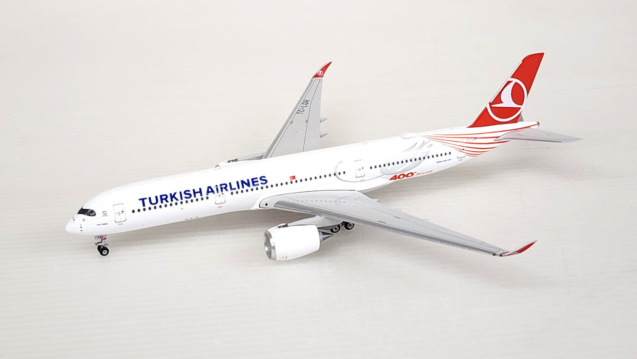 PH04526 | Phoenix 1:400 | Airbus A350-900 Turkish Airlines 400th Aircraft