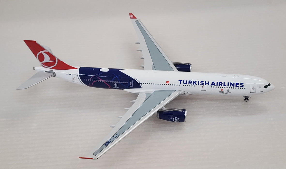 NG62061 | NG Models 1:400 | Airbus A330-300 Turkish Airlines TC-JNM, 'UEFA Champions League'