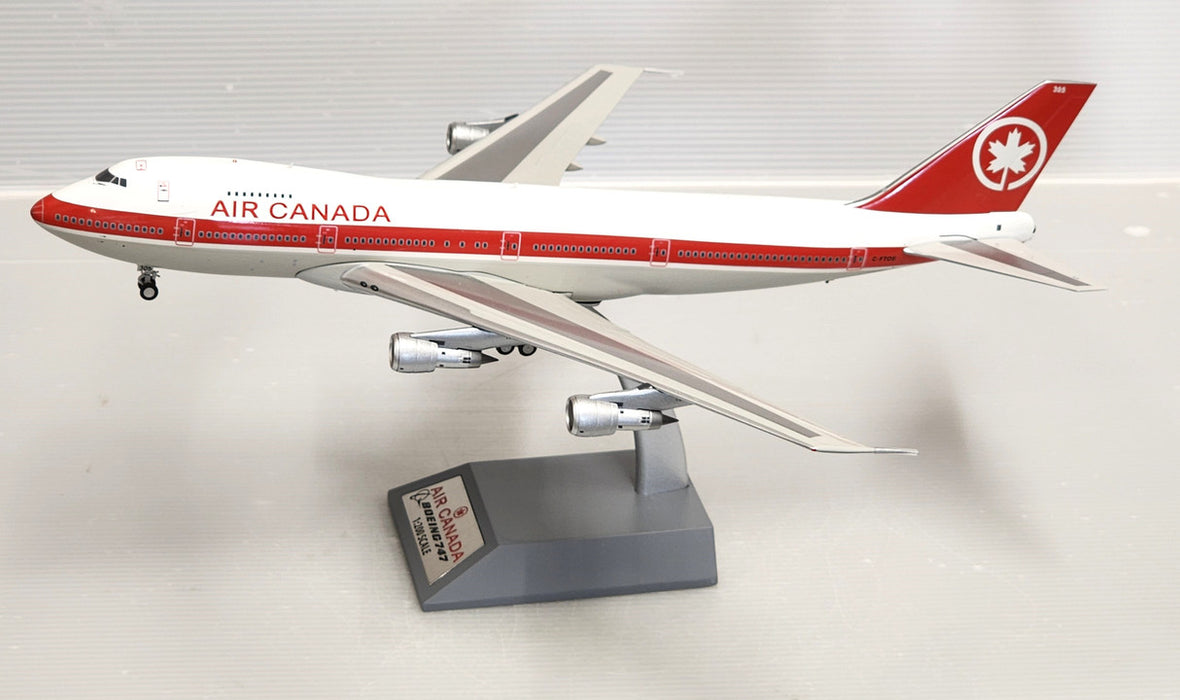 WB741AC07 | WB Models 1:200 | Boeing 747-100 Air Canada C-FTOE (with stand)