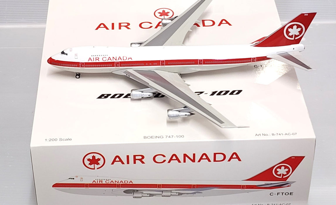 WB741AC07 | WB Models 1:200 | Boeing 747-100 Air Canada C-FTOE (with stand)