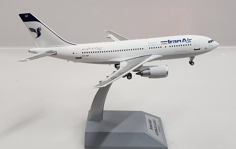B-310-IR-0923 | Blue Box 1:200 | Airbus A310-203 Iran Air EP-IBP (with stand)
