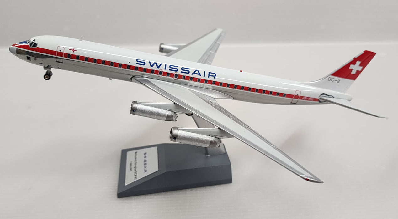 B-862-IDG-P | Blue Box 1:200 | DC8-62 SWISSAIR HB-IDG with stand