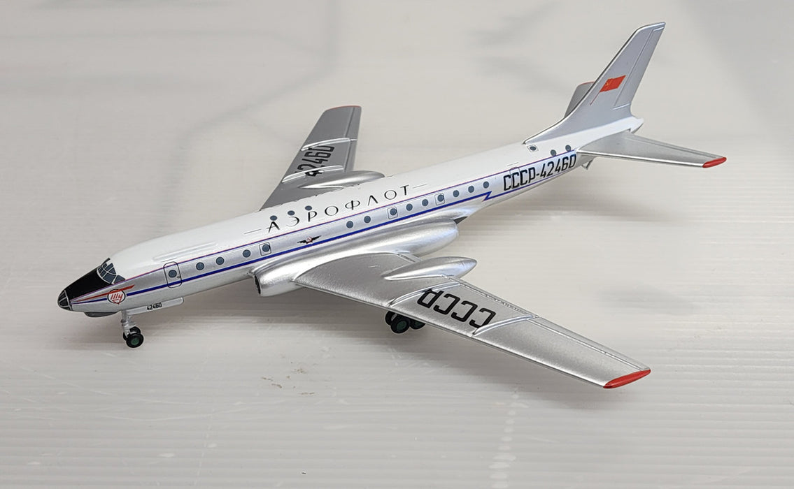 SC069 | Sky Classics 1:200 | Tupolev Tu-104 Aeroflot CCCP-42460