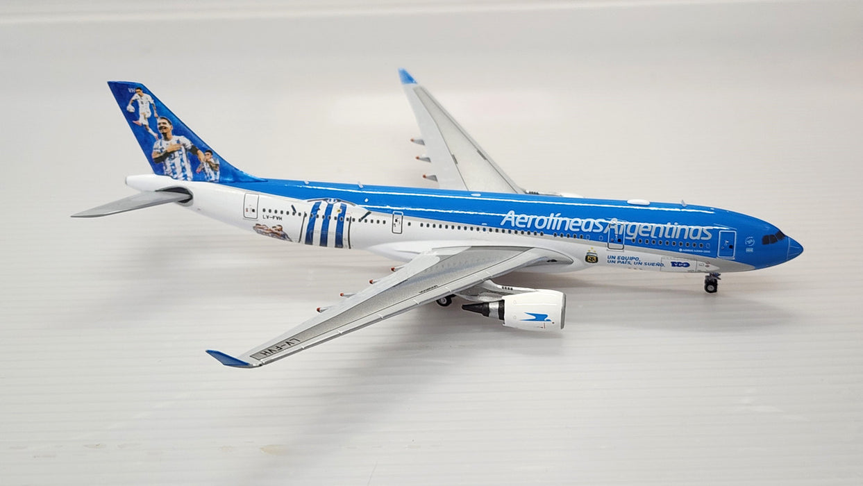 SA4019 | JC Wings 1:400 | Airbus A330-200 Aerolíneas Argentinas Argentina Football Livery Reg: LV-FVH