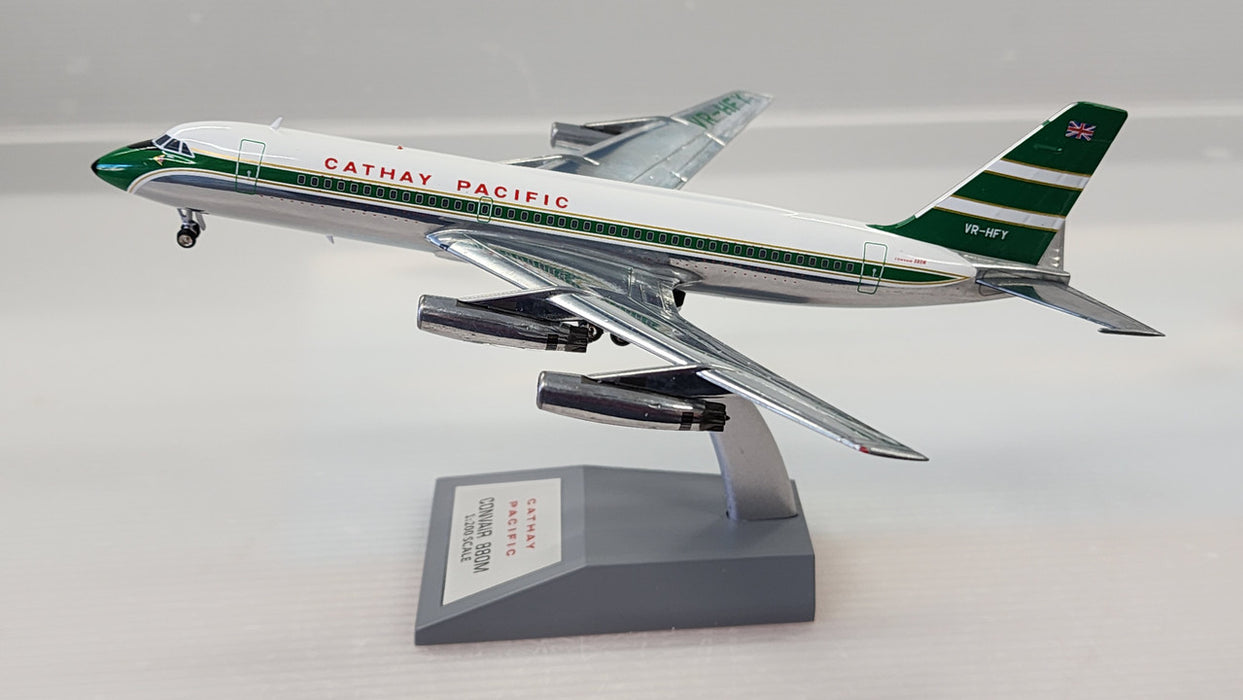 JF-CV880-004P | Blue Box 1:200 | Convair CV-880 Cathay Pacific VR-HFY (with stand)