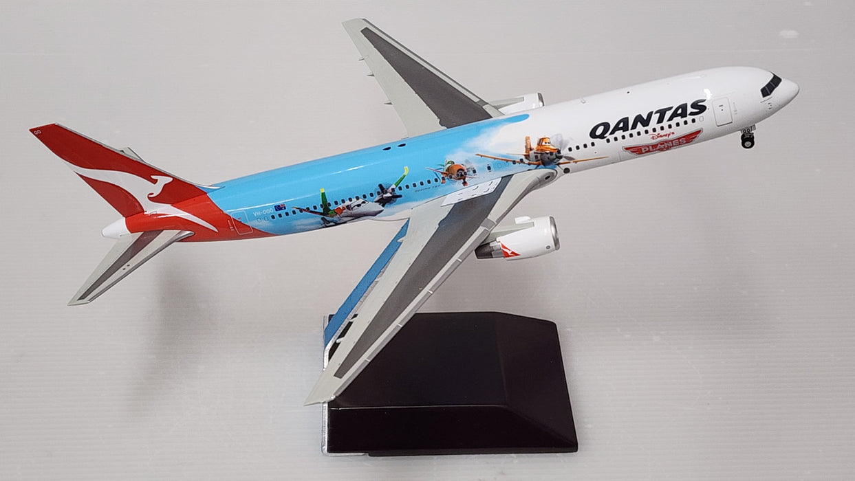 G2QFA438 | Gemini200 1:200 | Boeing 767-300 Qantas Airways VH-OGG, 'Disney Planes' **PRE-OWNED**