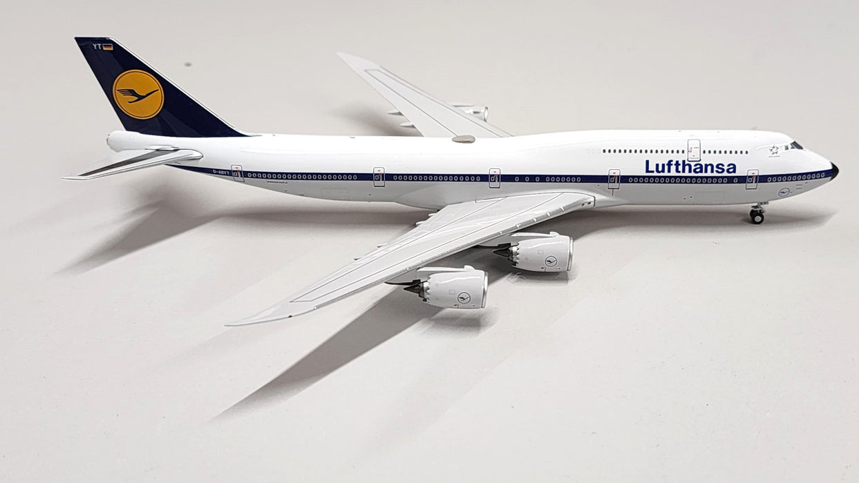 NG78016 | NG Models 1:400 | Boeing 747-8 Lufthansa D-ABYT, 'Retro'