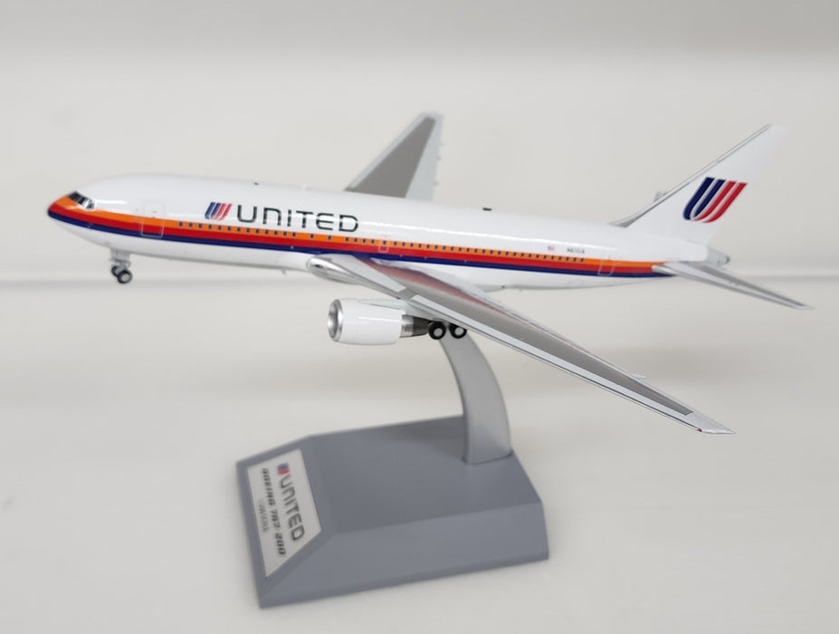 IF762UA0123 | InFlight200 1:200 | Boeing 767-200 UNITED SAUL BASS N611UA