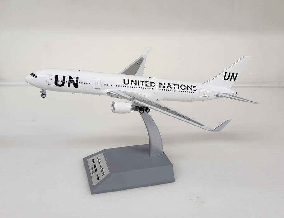 IF763-UN-ALJ | InFlight200 1:200 | 767-300 UNITED NATIONS ET-ALJ with stand