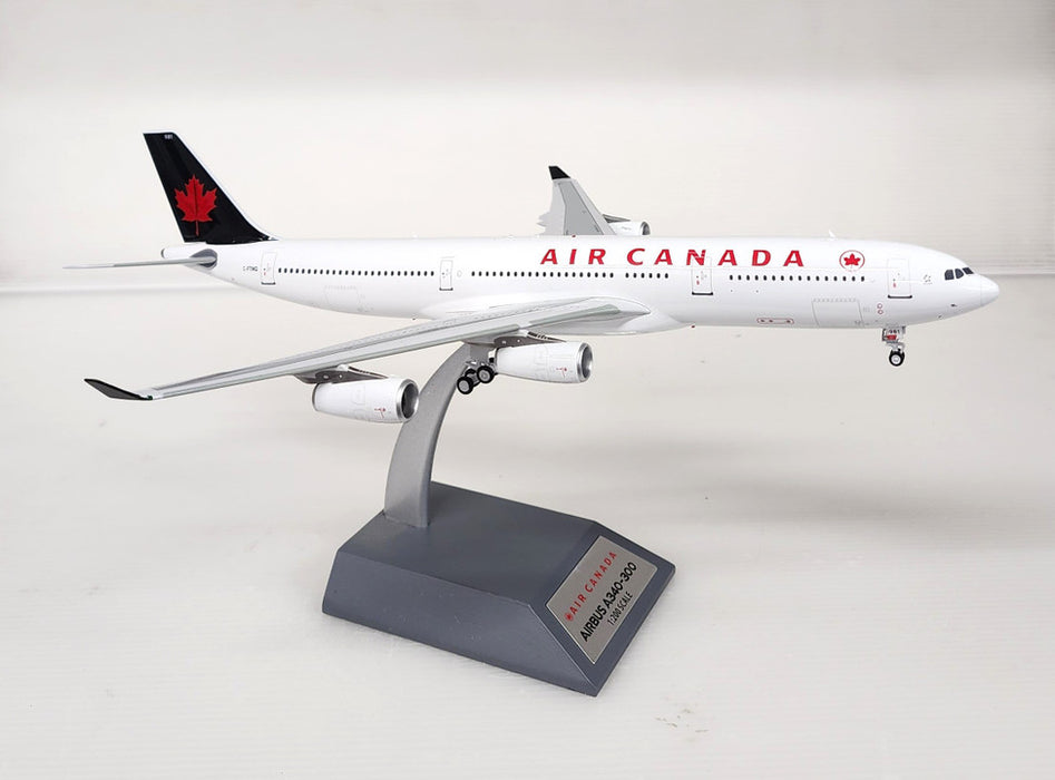 B-343-AC-TNQ | Blue Box 1:200 | Airbus A340-313 Air Canadc C-FTNQ with stand