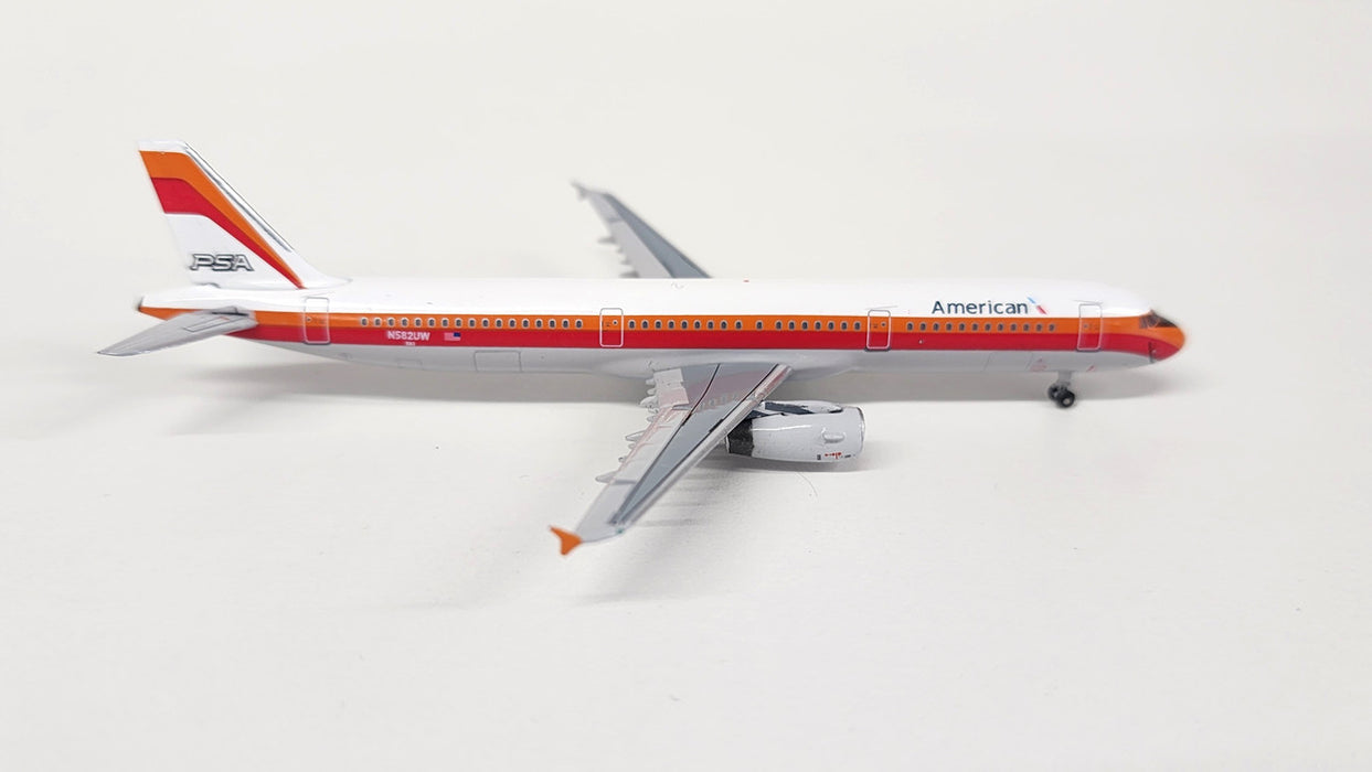 BBX41675 | Aero Classics 1:400 | Airbus A321 AA Retro / PSA  N582UW