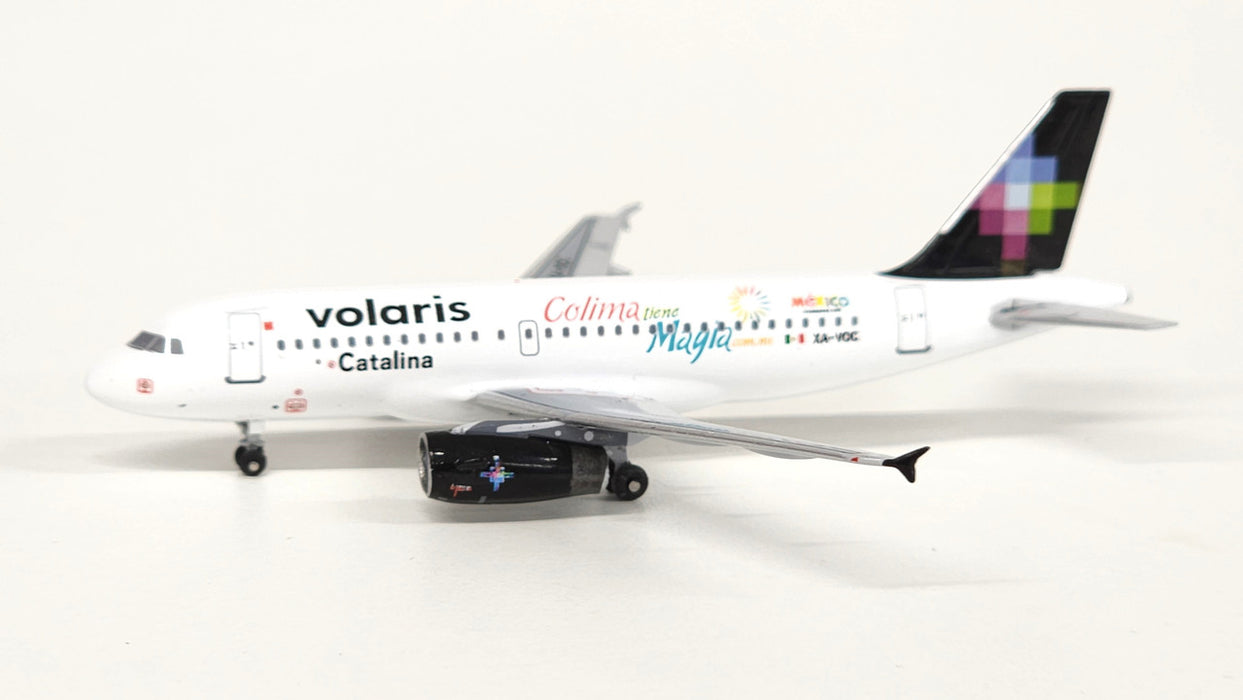 AC411250 | Aero Classics 1:400 | Airbus A319 Volaris XA-VOC