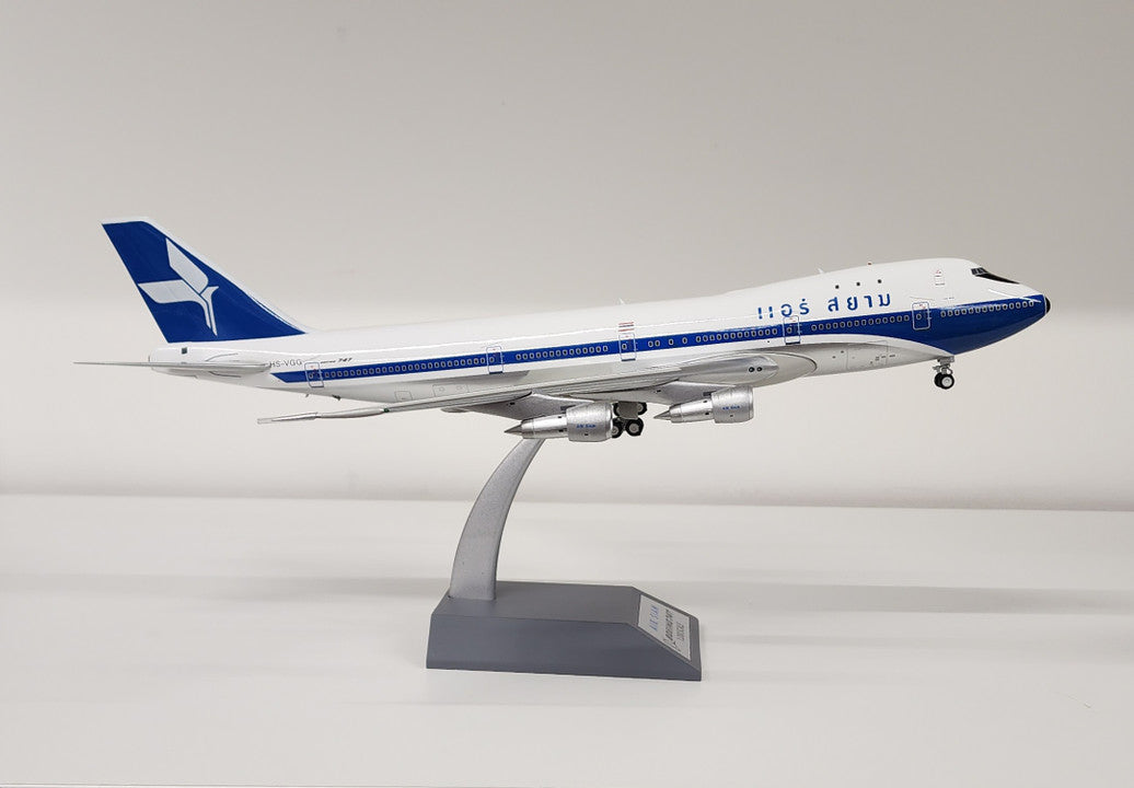 IF742VG1122 | InFlight200 1:200 | Boeing 747-200 Air Siam HS-VGG (with stand)
