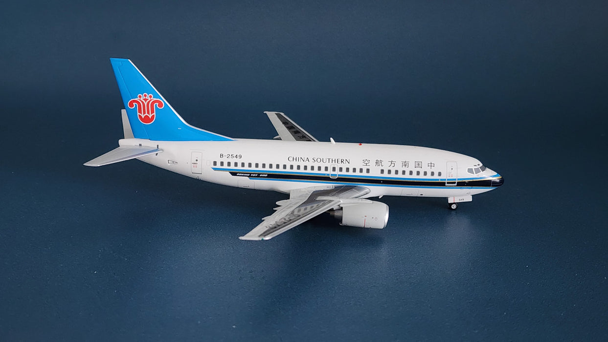 XX20230 | JC Wings 1:200 | Boeing 737-500 China Southern Airlines Reg: B-2549