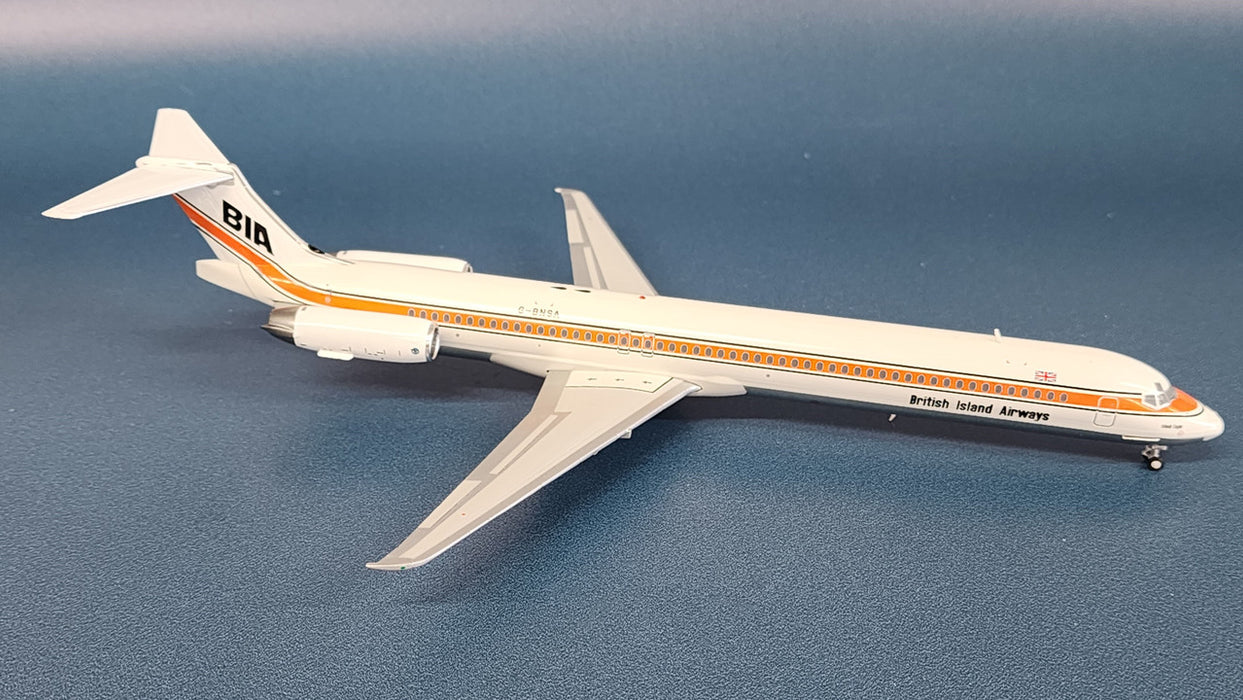 LH2322 | JC Wings 1:200 | McDonnell Douglas MD-83 British Island Airways G-BNSA (with stand)