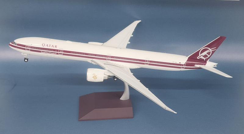 G2QTR1145 | Gemini200 1:200 | Boeing 777-300ER Qatar Airlines A7-BAC 25th Anniversary Retro **PRE OWNED**