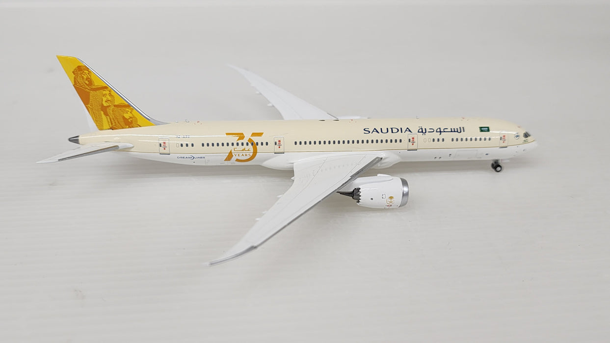 NG55077 | NG Models 1:400 | Boeing 787-9 Saudi HZ-ARE 75th Anniversary