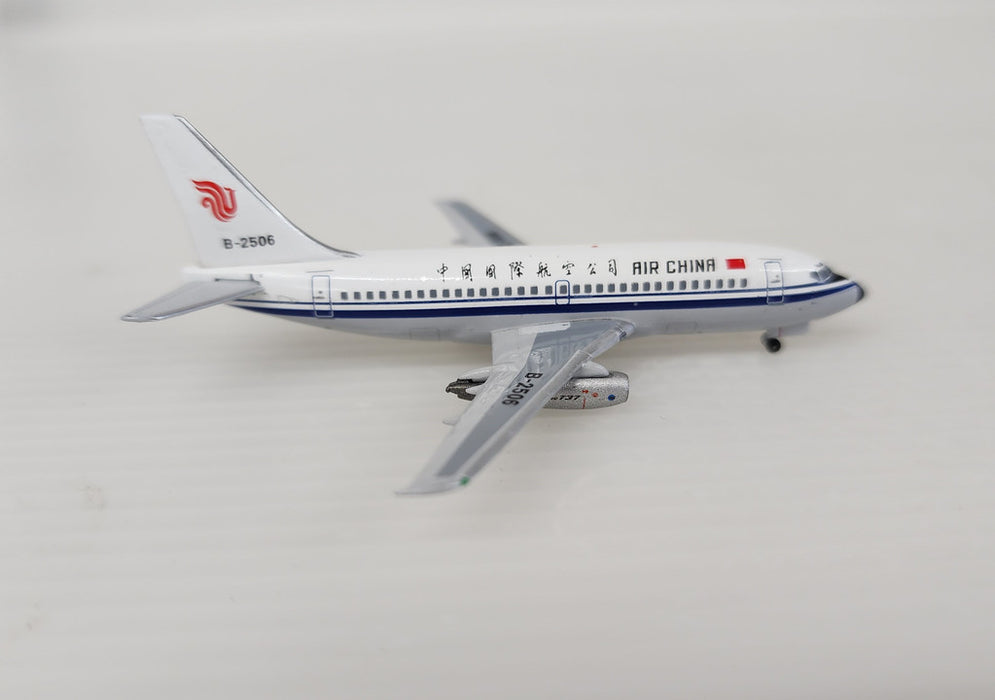 AC411309 | Aero Classics 1:400 | Boeing 737-200 Air China B-2506