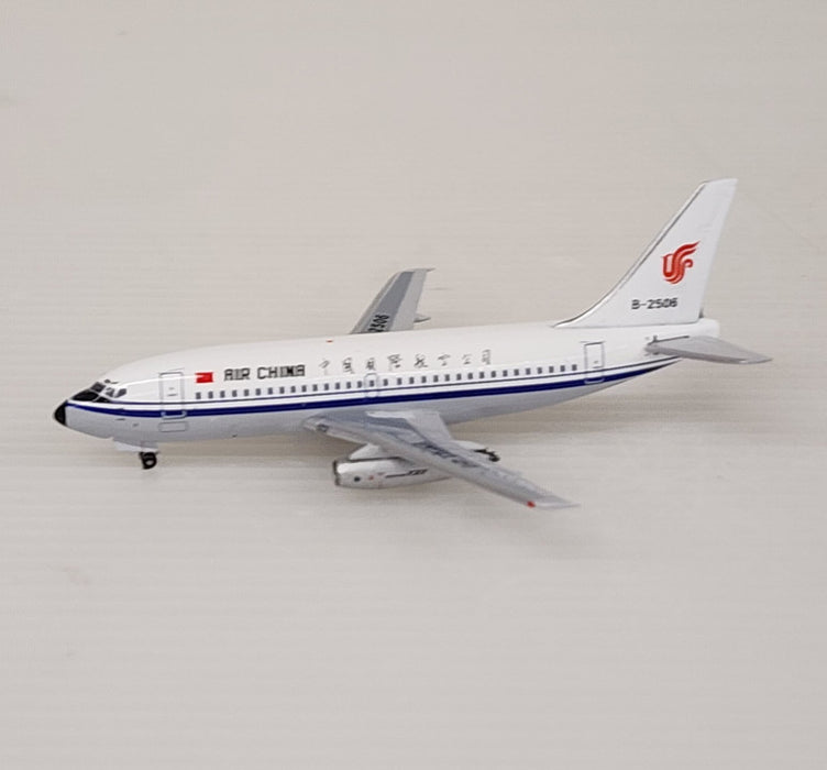 AC411309 | Aero Classics 1:400 | Boeing 737-200 Air China B-2506