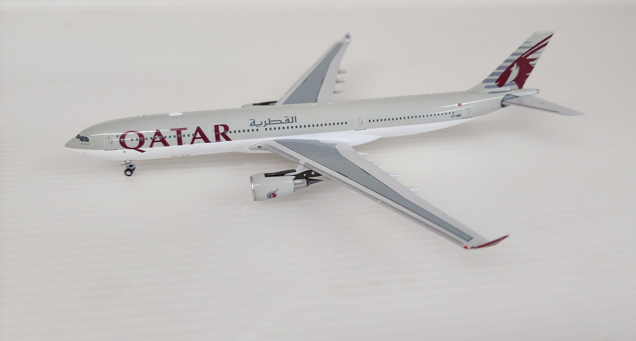 NG62037 | NG Models 1:400 | Airbus A330-300 Qatar Airways A7-AEE