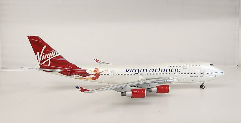BBOXVRG888 | Blue Box 1:200 | Boeing 747-400 Virgin Atlantic Birthday Girl 'Lady Penelope' G-VFAB