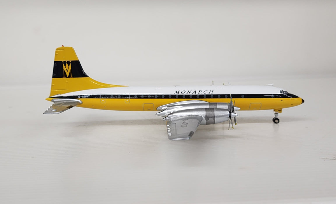 FC2BRIT001 | 1st Choice 1:200 | Britannia 312 Monarch G-AOVT