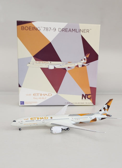 NG55119 | NG Models 1:400 | Boeing 787-9 Etihad A6-BLZ