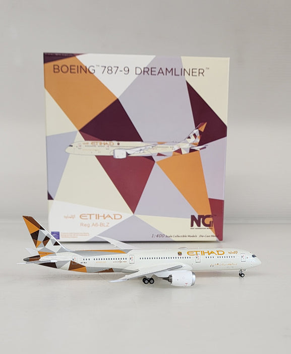 NG55119 | NG Models 1:400 | Boeing 787-9 Etihad A6-BLZ