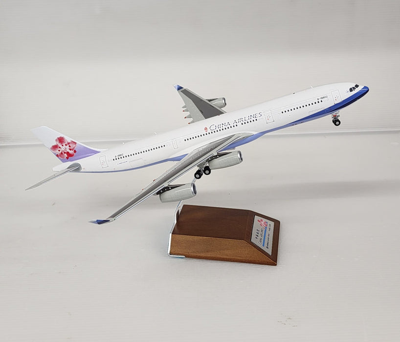 XX2660 | JC Wings 1:200 | Airbus A340-300 China Airlines (with stand) **PRE-OWNED**