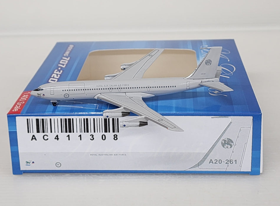 AC411308 | Aero Classics 1:400 | Boeing 707-320C R.A.A.F A20-261