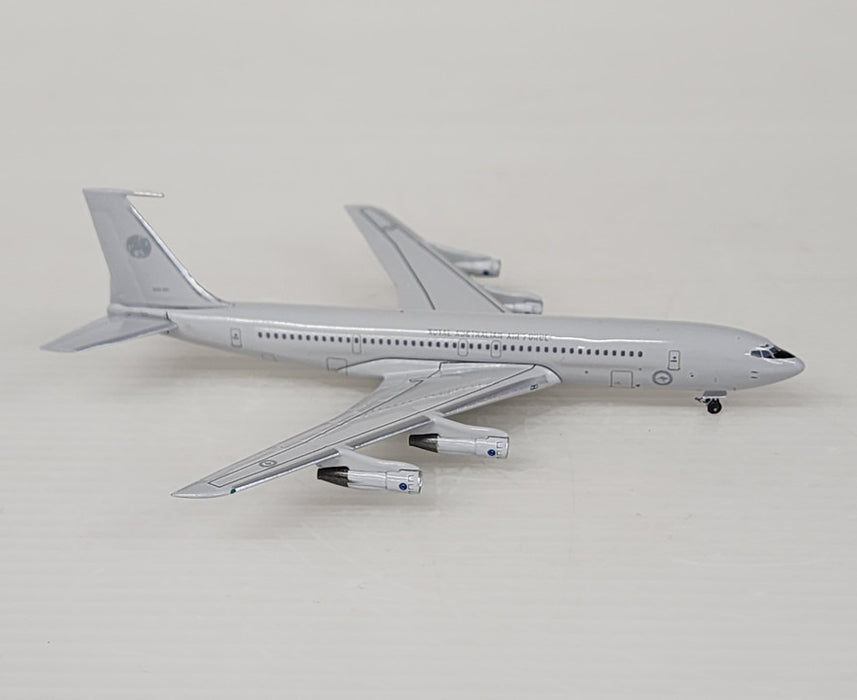 AC411308 | Aero Classics 1:400 | Boeing 707-320C R.A.A.F A20-261