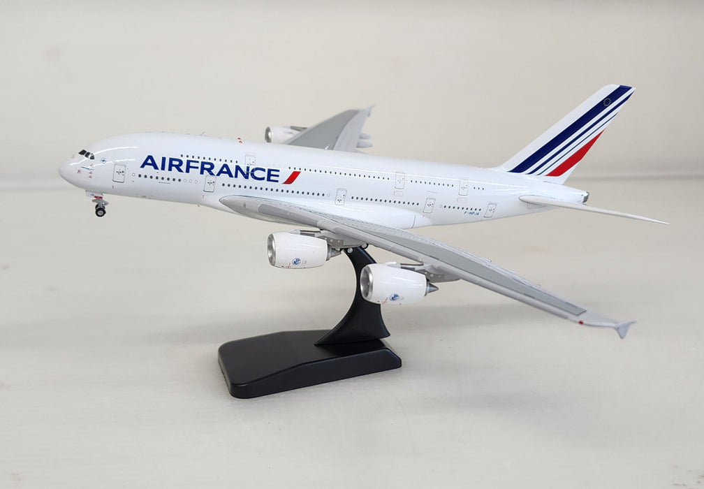 AV4185 | Aviation 400 1:400 | Airbus A380-861 Air France F-HPJA  detachable gear