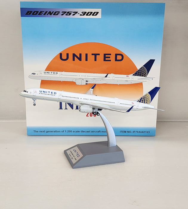 IF753UA1123 | InFlight200 1:200 | Boeing 757-33N United Airlines N78866 (with stand)