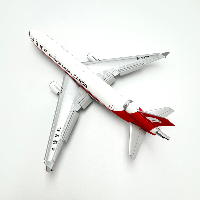 YY1110F | YY Wings 1:400 | MD-11 Shanghai Airlines Reg. B-2179 Flap-down | is due October 2025