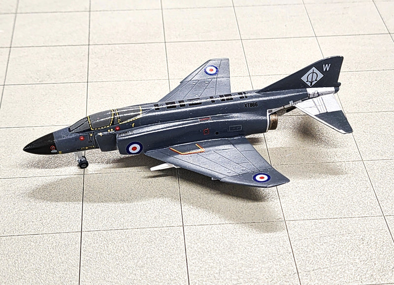 SF203 | SkyFame Models 1:200 | F-4 Phantom FG.1 RAF XT866:W, Post Operational Conversion Unit, Leuchars 1978