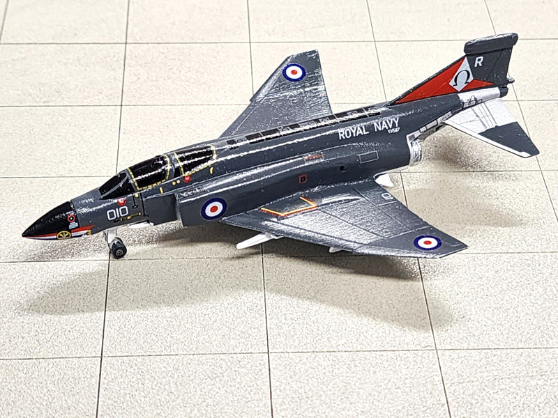 SF202 | SkyFame Models 1:200 | McDonnell Douglas  F-4 Phantom FG.1, XV587 R10, 892 Sqn., HMS Ark Royal | is due - see description