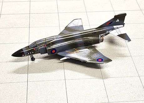 SF182 | SkyFame Models 1:200 | McDonnell Douglas F-4 Phantom FGR.2 XT898:T, No. 2 Sqn., RAF Laarbruch