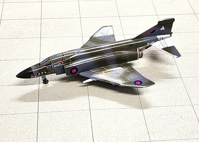 SF182 | SkyFame Models 1:200 | McDonnell Douglas F-4 Phantom FGR.2 XT898:T, No. 2 Sqn., RAF Laarbruch