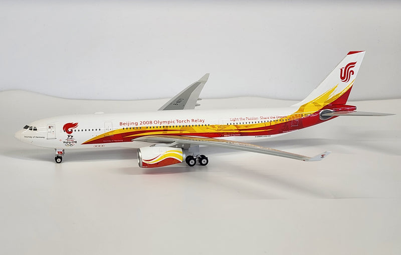 PH02002 | Phoenix 1:200 | Airbus A330-200 Air China B-6075 'Olympic'
