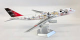 L2059 | SQ Wings 1:200 | Boeing 747-400 JAL JA8908 'with stand'