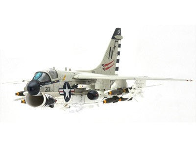 CW782945 | Century Wings 1:72 | Ling-Temco-Vought A-7E Corsair II US Navy VA-93 'Ravens' NF301, 1981