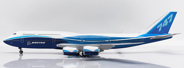 LH2239 | JC Wings 1:200 | Boeing 747-8i Boeing, 'Fantasy Blue Scheme' (with stand)