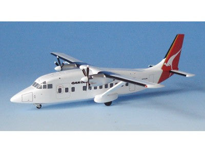 AV2360002 | Aviation 200 1:200 | Short 360-300 SD3-60 Qantas Link VH-SUM